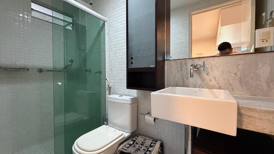 APARTAMENTO COM 3 QUARTOS NA PONTA VERDE