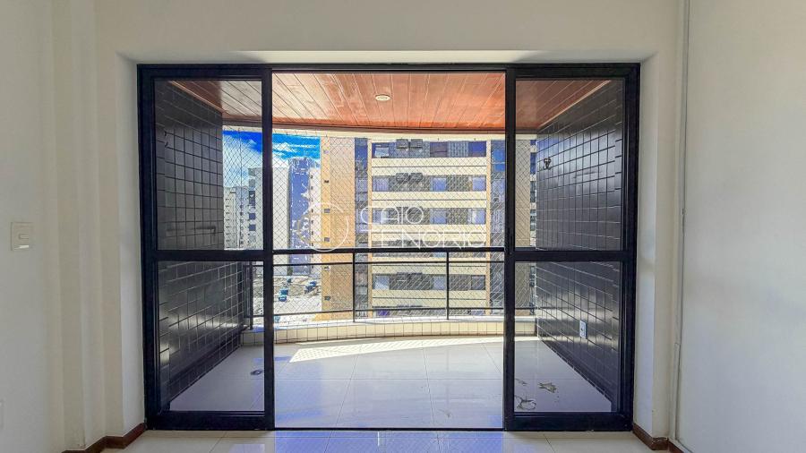 APARTAMENTO ANTÔNIO GAUDÍ
